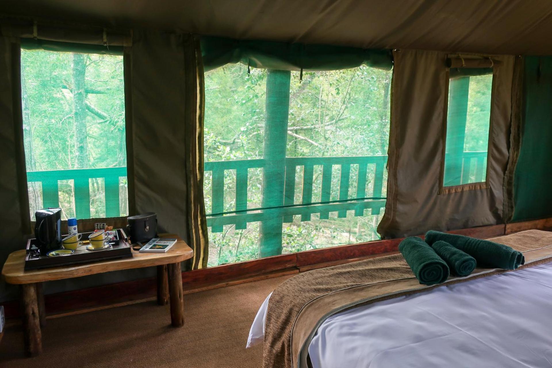 Fernhill Tented Treehouses Rheenendal Kamer foto