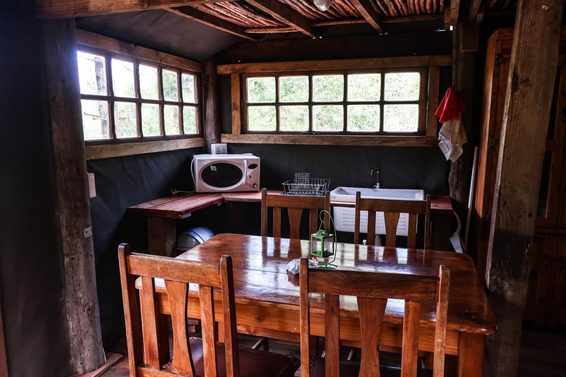 Fernhill Tented Treehouses Rheenendal Buitenkant foto