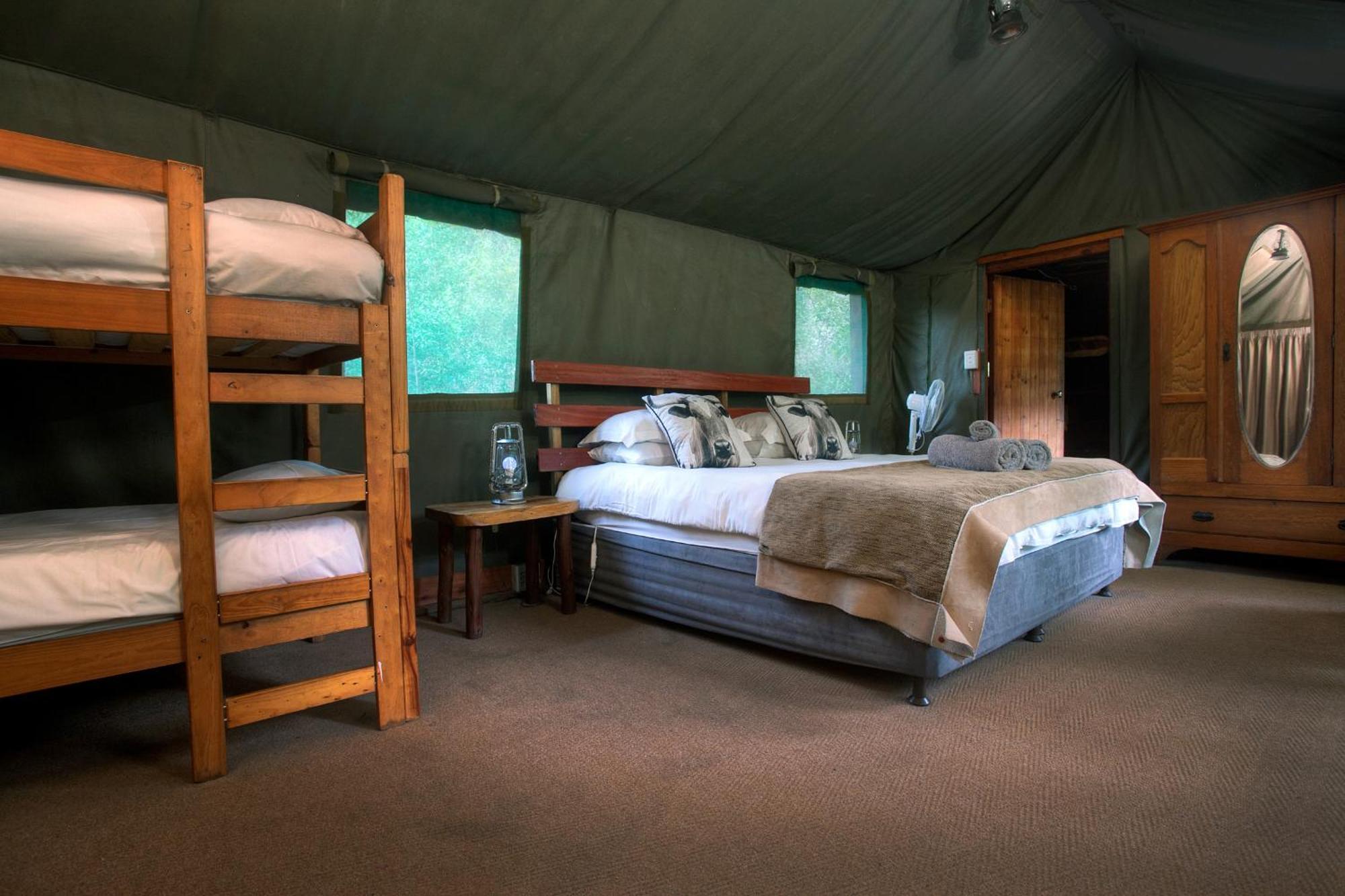 Fernhill Tented Treehouses Rheenendal Buitenkant foto